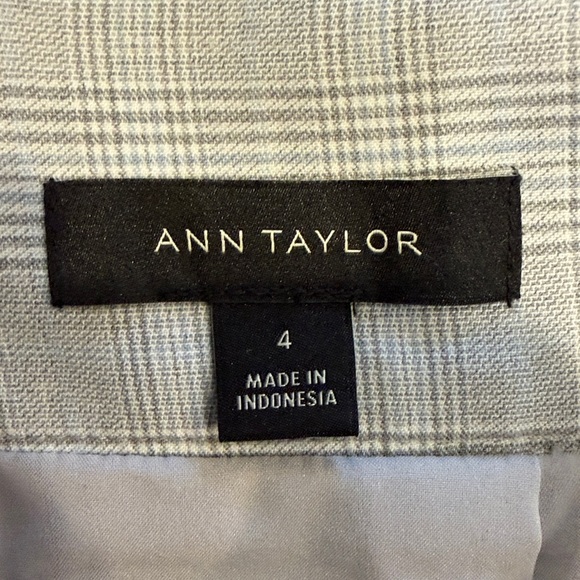 Ann Taylor Beige Plaid Pencil Skirt - Picture 3 of 9